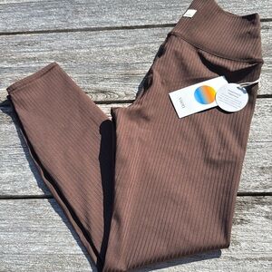 Vuori Brown Ribbed Leggings